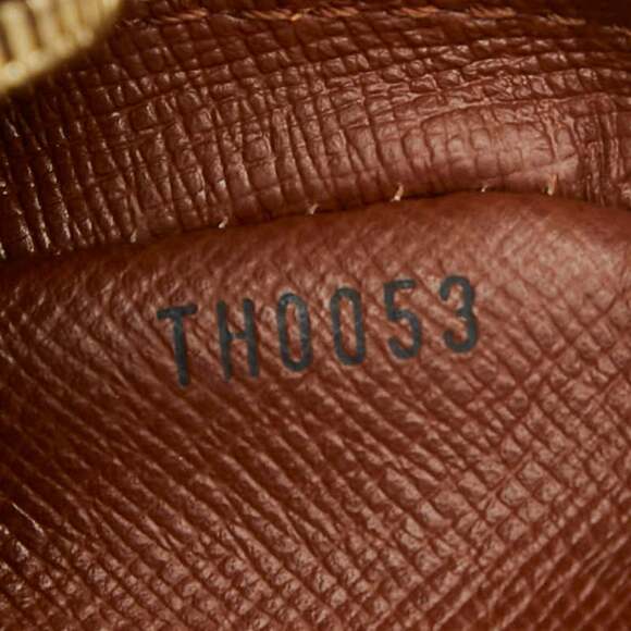 LOUIS VUITTON Authentic Brown Monogram Leather Shoulder Bag - Picture 11 of 11